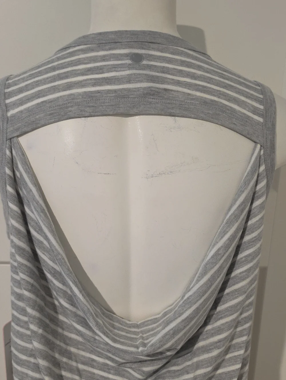 NWT Yogalicious Striped Sleeveless Tank Top With Open Drape Back